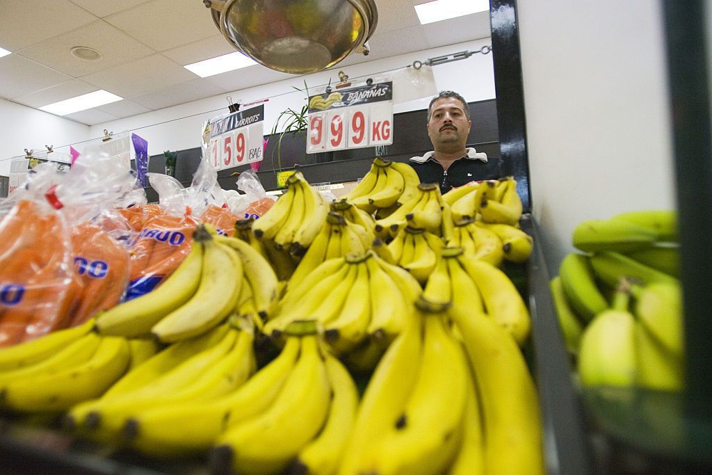 Nutritionist urged not to throw away banana peels: what are the benefits