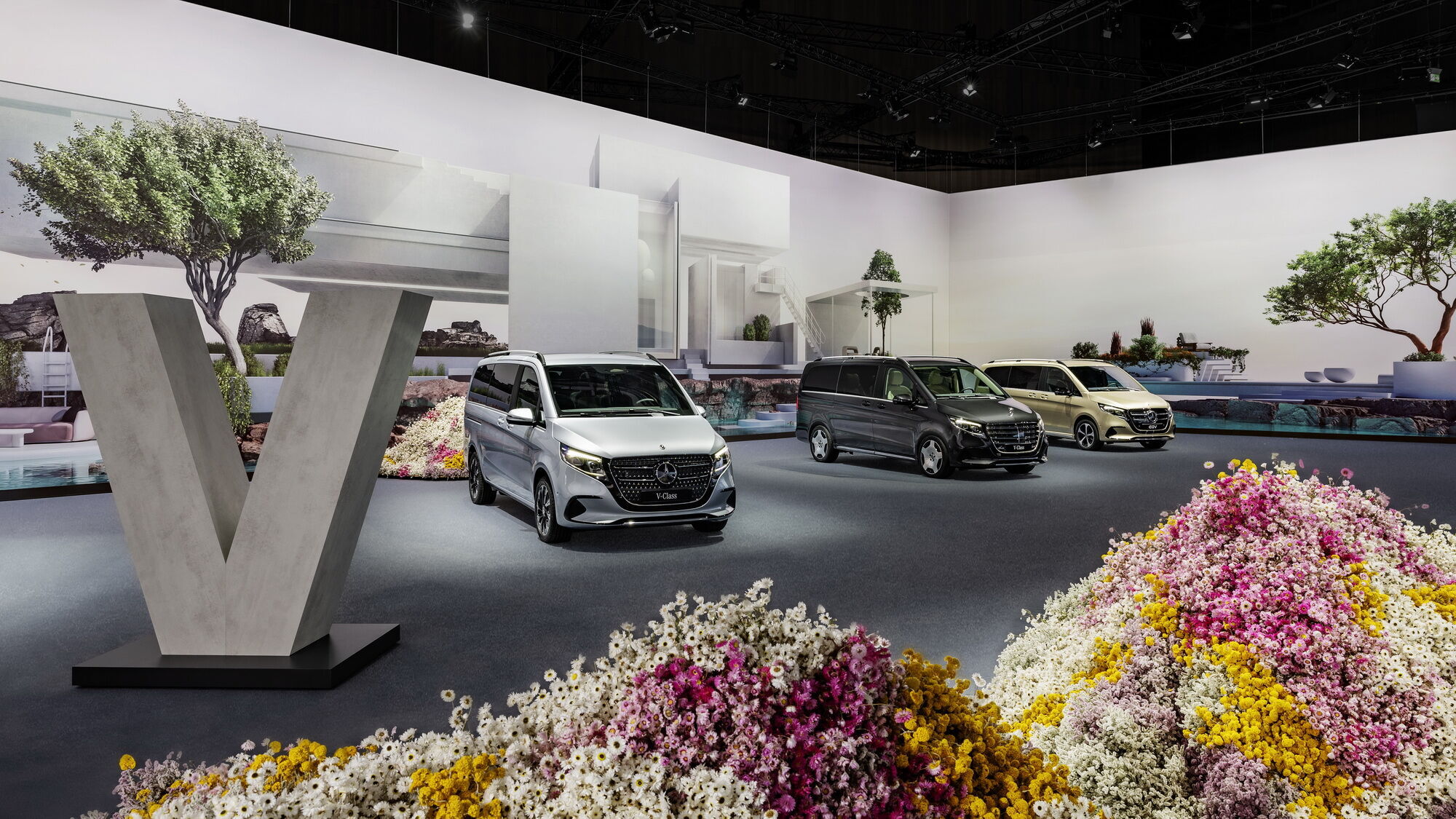 Mercedes-Benz updates the EQV, V-Class, Vito and eVito minivan families