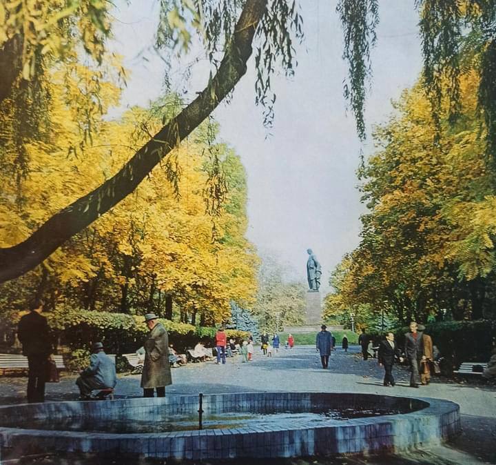 The network showed what autumn Kyiv looked like in the pictures of the 1970s. Photo