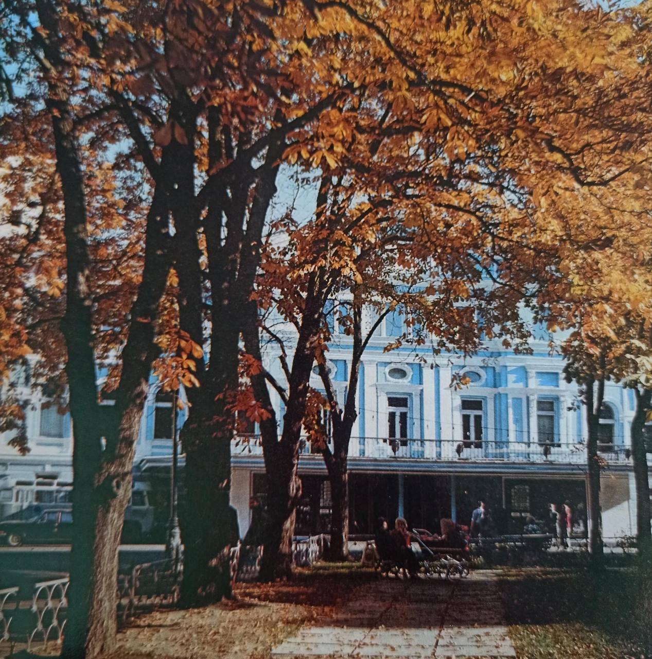 The network showed what autumn Kyiv looked like in the pictures of the 1970s. Photo