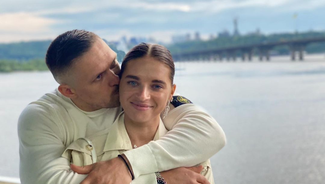 How Usyk earned money for the wedding and why he gave up the United States for his wife: the champion celebrated the 15th anniversary of the marriage he had to fight for