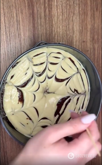 Spectacular ''Zebra'' cake: how to make an unusual pattern