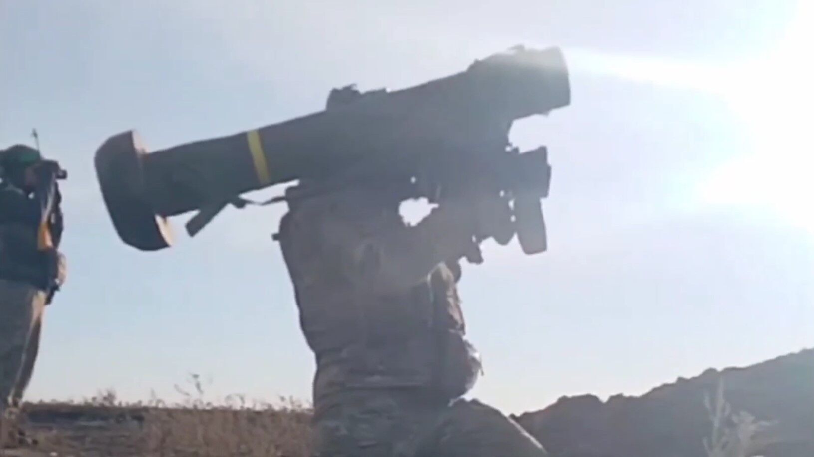 A National Guard soldier sent an enemy tank to hell with a single shot from a Javelin. Video