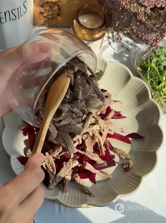 What a delicious salad to make from boiled beets: many times easier than ''Dressed herring''