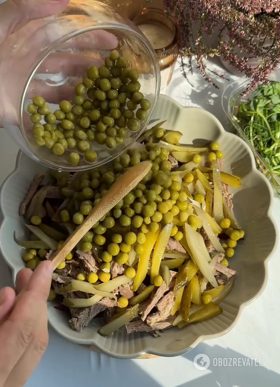 What a delicious salad to make from boiled beets: many times easier than ''Dressed herring''