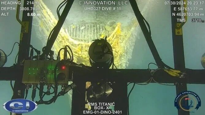 How the ''Titanic'' looks like after 112 years underwater: researchers found the lost statue of Diana and showed a photo of the ship