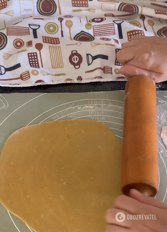 Simple no-bake honey cake: just use a frying pan