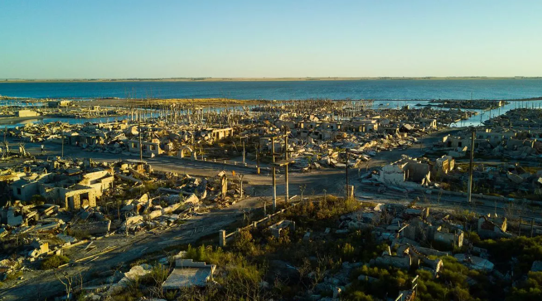 Creepy but impressive: a resort in Argentina ''revived'' after the terrible disaster