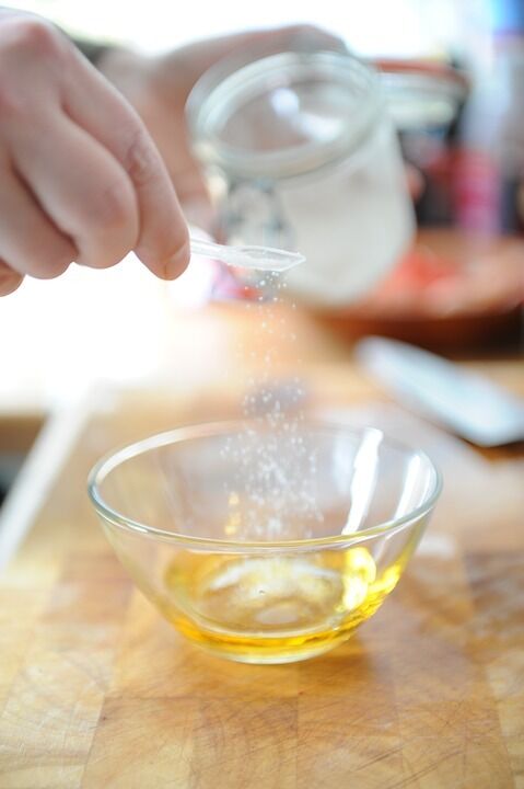 Preparing the marinade