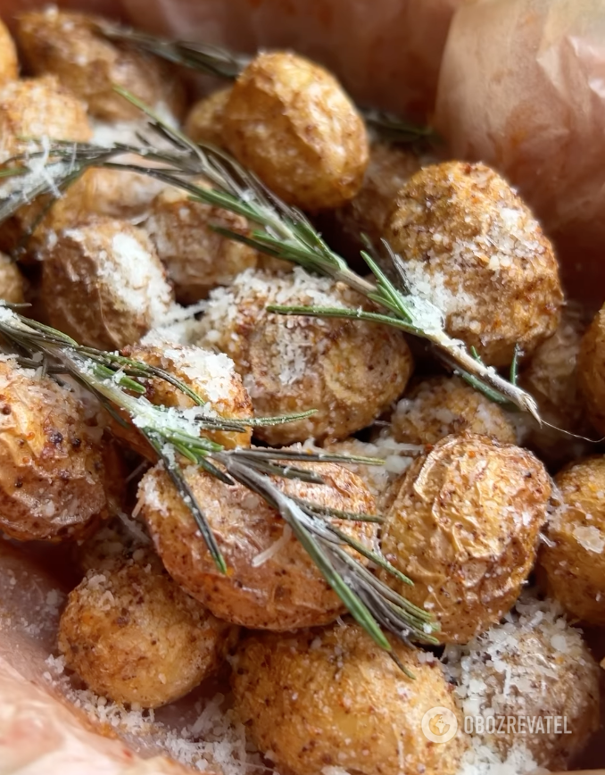 Ready-made potatoes with cheese