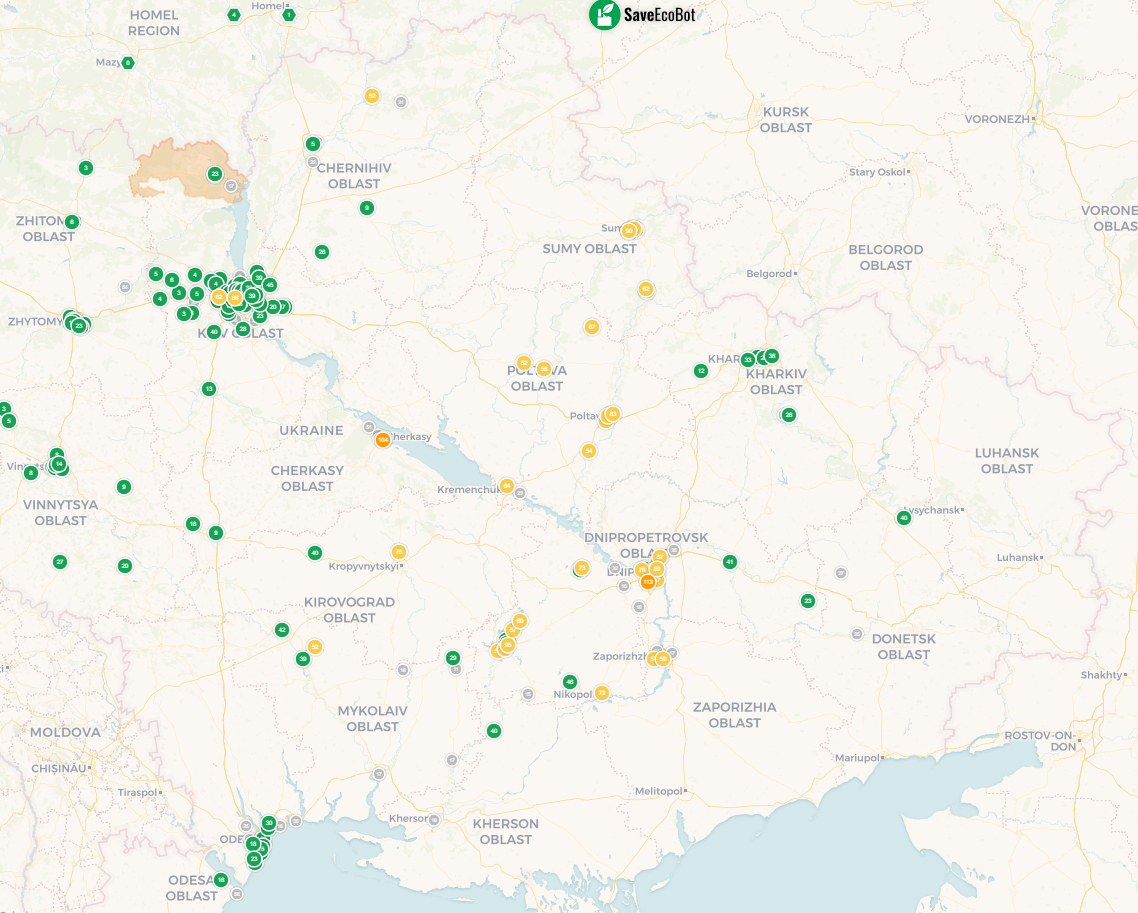 Burza pyłowa obejmuje Ukrainę, smog utworzył się w wielu miastach: co się dzieje i skąd pochodzą strumienie pyłu. Zdjęcia i wideo