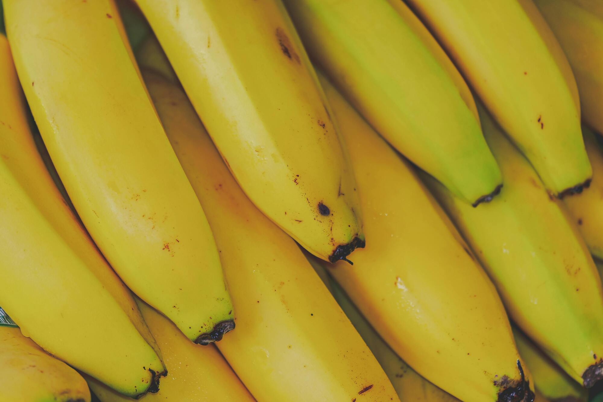 Where to store bananas to keep them fresh for more than 10 days: practical tips