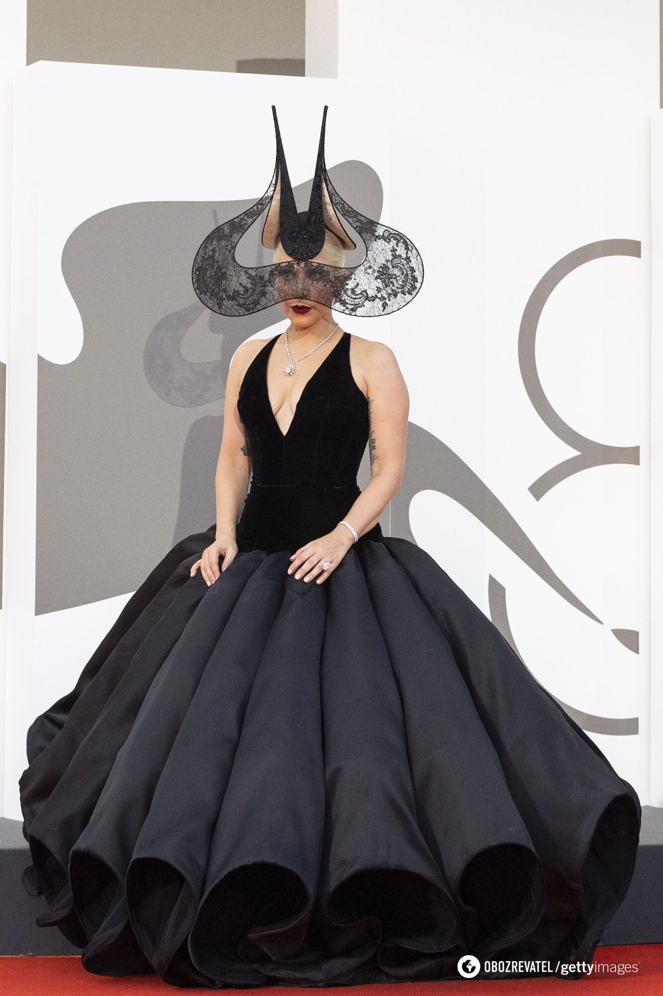 Lady Gaga in a fancy hat outshone all the guests of the Venice Film Festival: how the fantastic image of the ''Joker'' star looked like. Photo