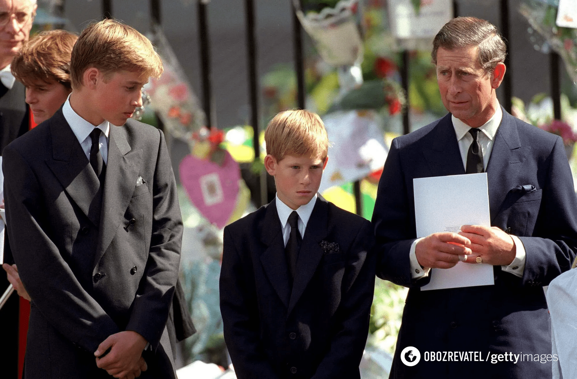 The Queen broke protocol and the palace was flooded with flowers: Princess Diana was buried 27 years ago. Historic photos