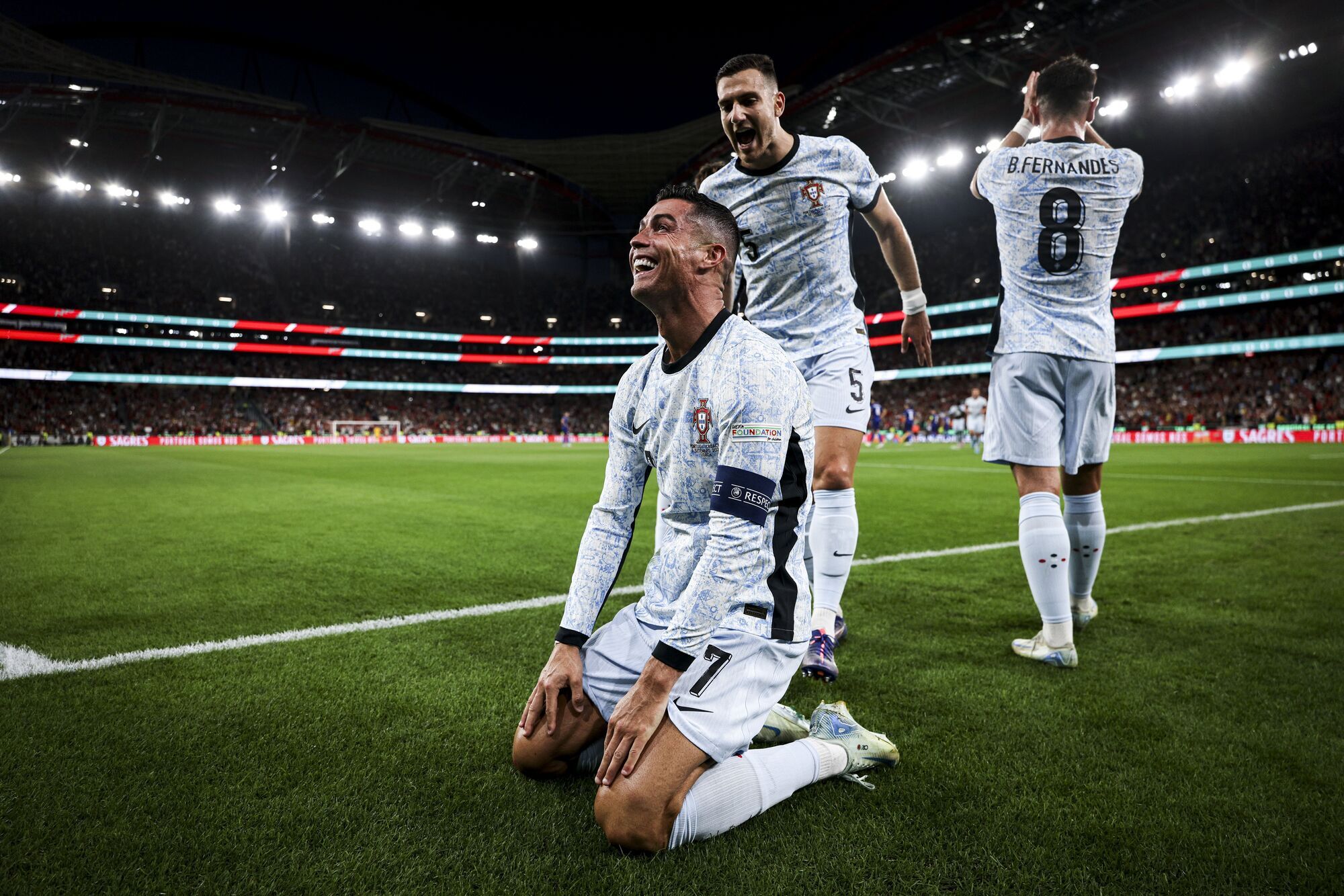 The only one in the world: Ronaldo scored the 900th goal of his career. Video of the moment