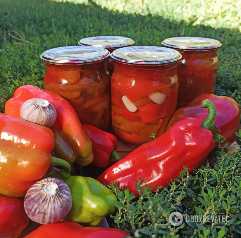 How to preserve peppers deliciously for the winter: a recipe for a simple marinade