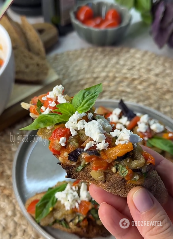 Seasonal bruschetta with baked eggplant: the perfect appetizer for fall