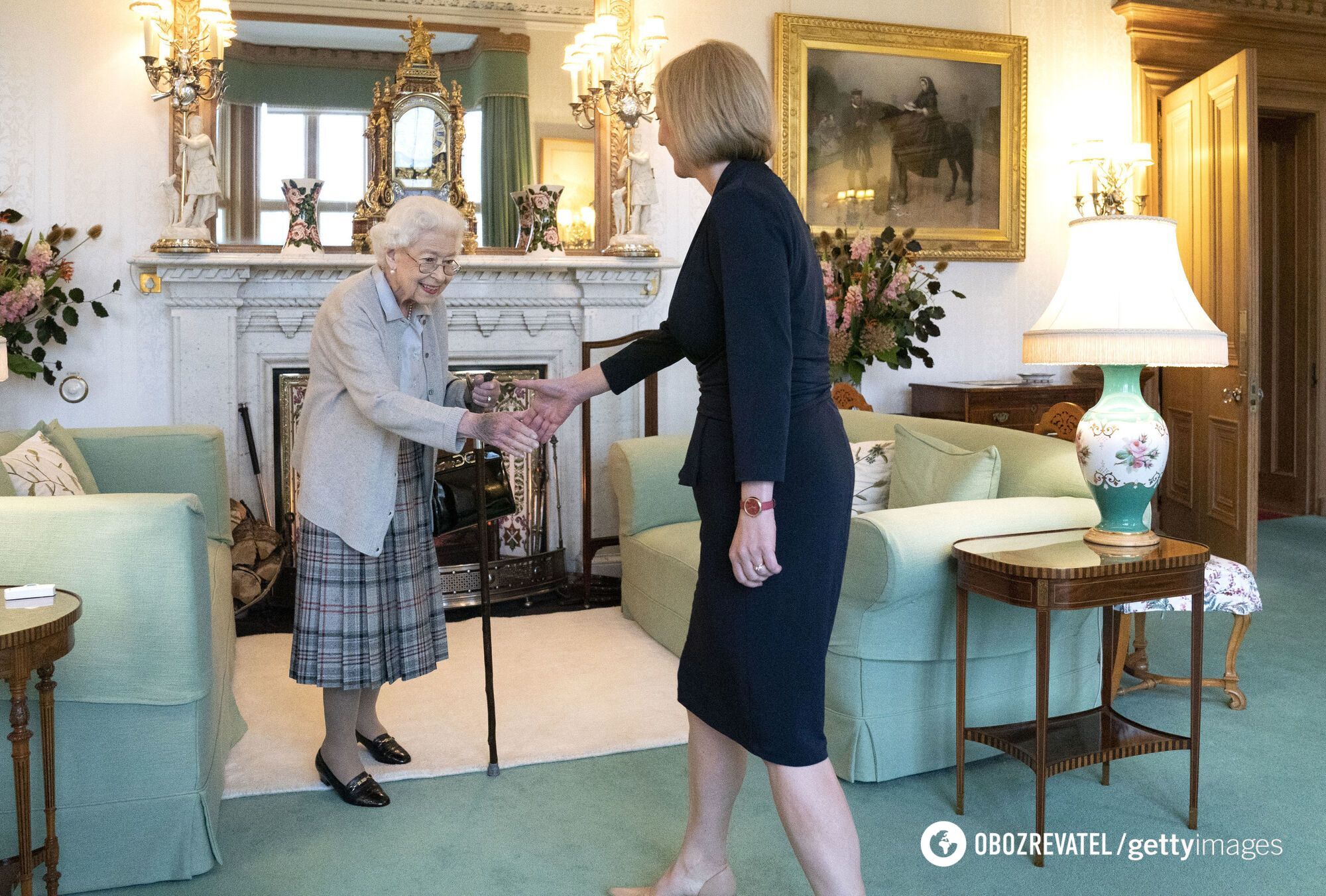 King Charles III honored the memory of Elizabeth II and showed her happy photo