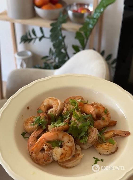 How to prepare delicious shrimp at home: no need to boil