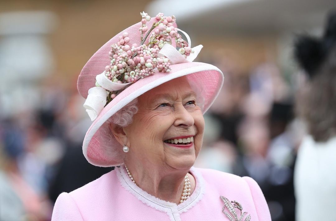 King Charles III honored the memory of Elizabeth II and showed her happy photo