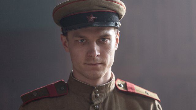 Angelina Jolie happily chatted with Russian actor Borisov, who is not squeamish about propaganda films