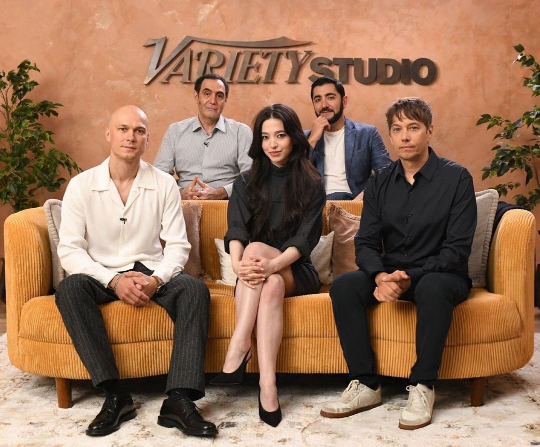 Angelina Jolie happily chatted with Russian actor Borisov, who is not squeamish about propaganda films