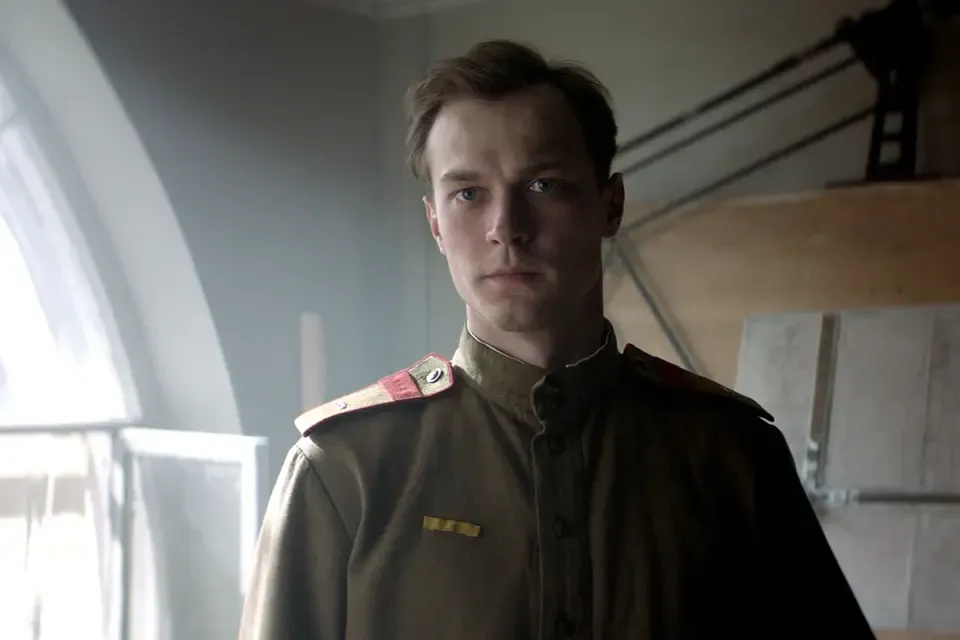 Angelina Jolie happily chatted with Russian actor Borisov, who is not squeamish about propaganda films