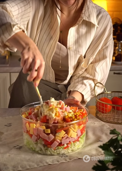 How to prepare delicious Chinese cabbage salad: the main secret is the right dressing