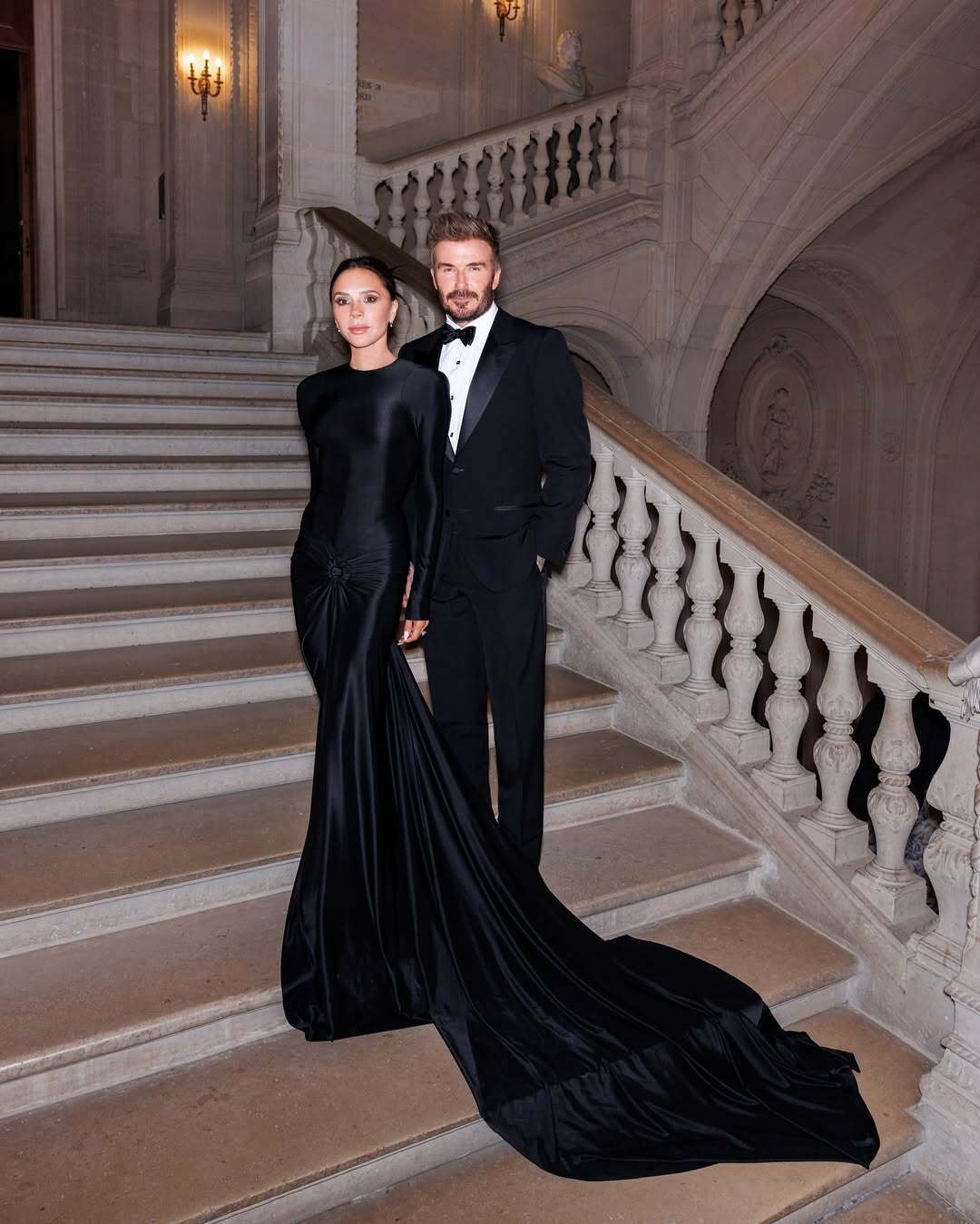 Victoria Beckham wore an impressive dress for a date with her husband ...