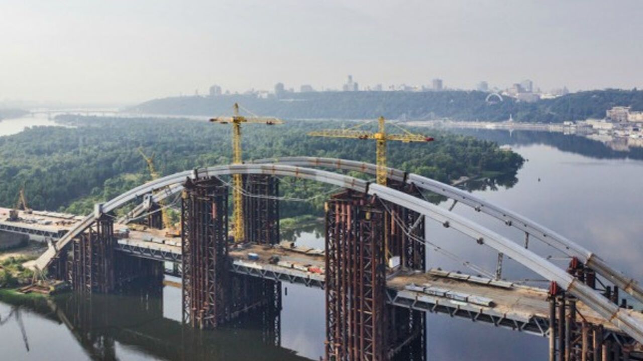 Мост-недострой