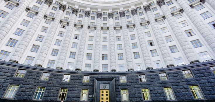 Справа на 110 млрд: "Нафтогаз" вимагає від Кабміну колосальну компенсацію