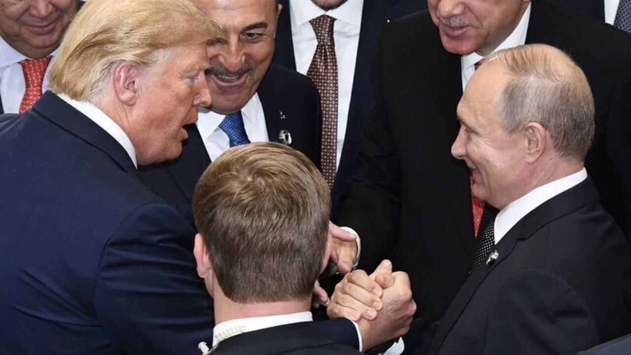 Пєсков розкрив деталі переговорів Путіна в Японії щодо України