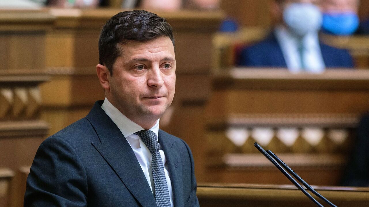 Зеленский –​​​​​​​ об отставке Кабмина и роспуске Рады: головы могут полететь