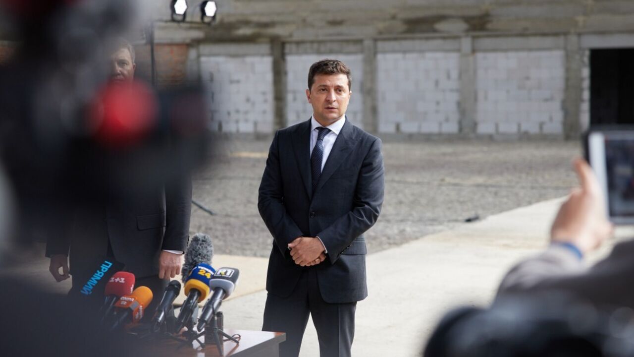 Зеленський пояснив свою позицію щодо виборів в ОРДЛО