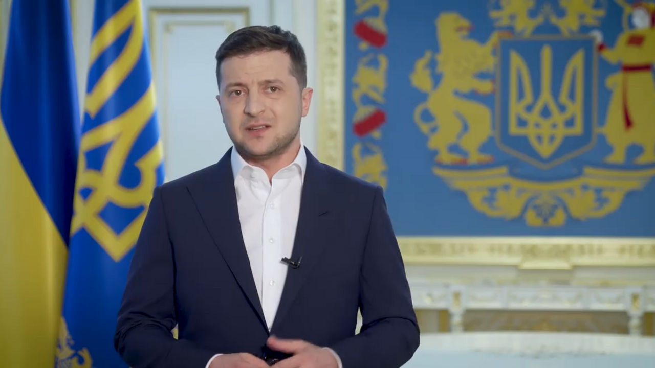 Зеленский назвал старых политиков "хитросделанными". Видео