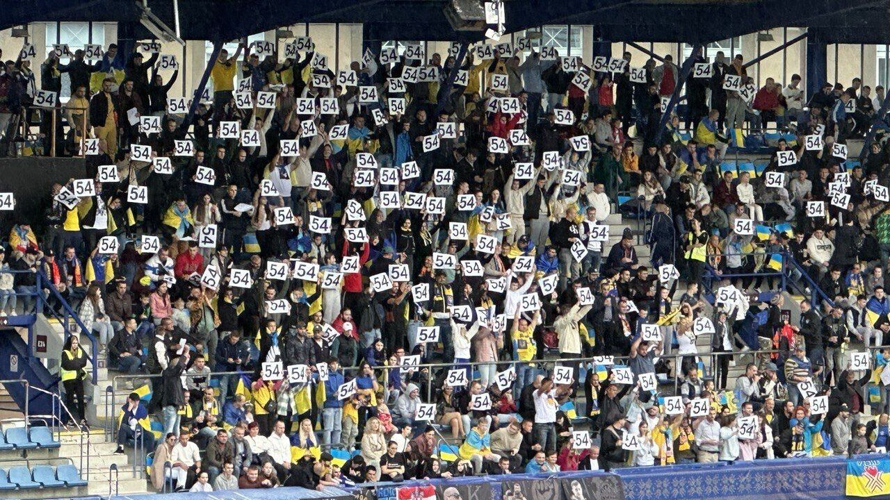 Flashmob o nazwie 54 odbył się podczas meczu Ukraina-Macedonia Północna w eliminacjach Euro 2024