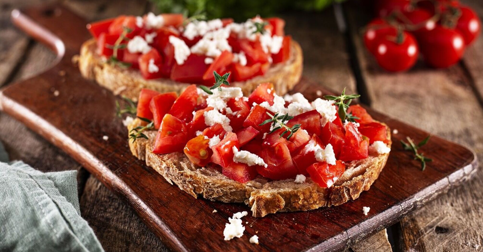 What to make for a quick snack in 10 minutes: top 3 recipes
