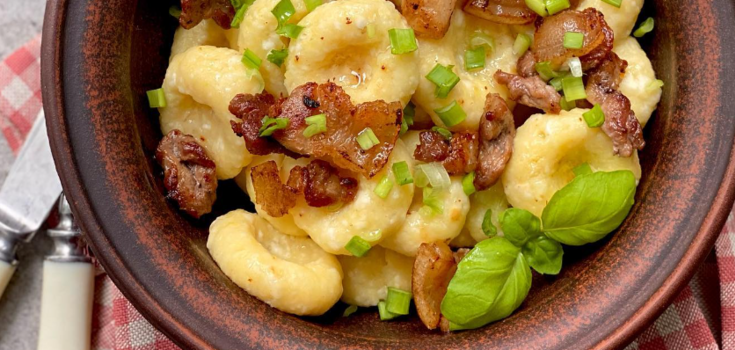 Potato halushky with meat and scallions that are tastier than dumplings