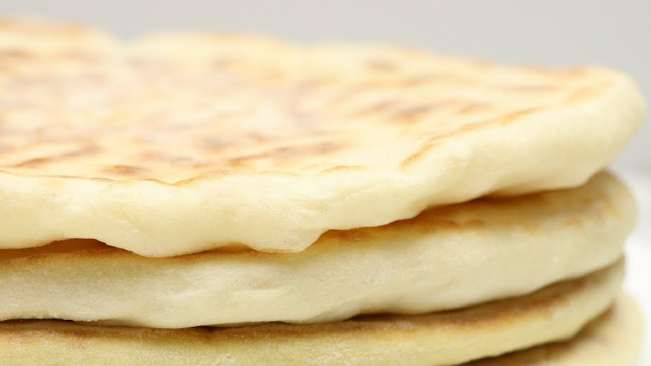 Recipe for budget-friendly shortcakes that resemble palianytsia
