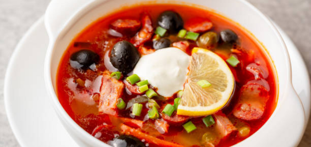 How to cook solyanka: a savory dish made from everything in the fridge