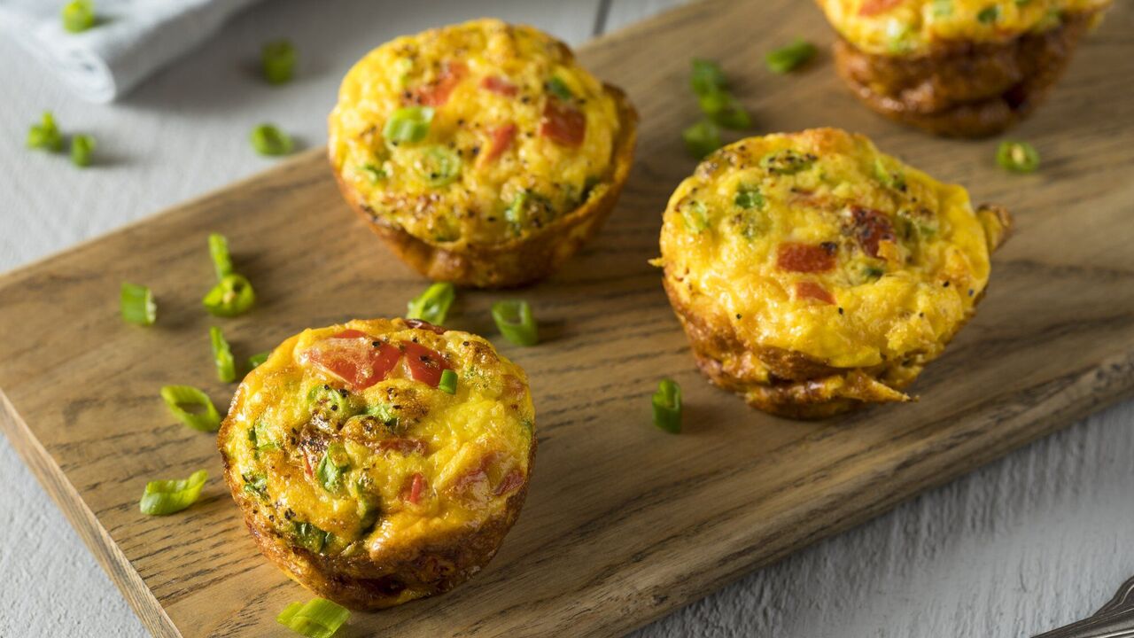 Not scrambled eggs: what snack to make with eggs in 20 minutes