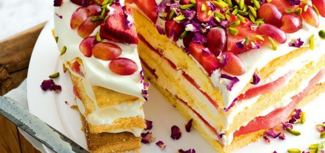 No-bake budget cake in a hurry: you only need 4 ingredients
