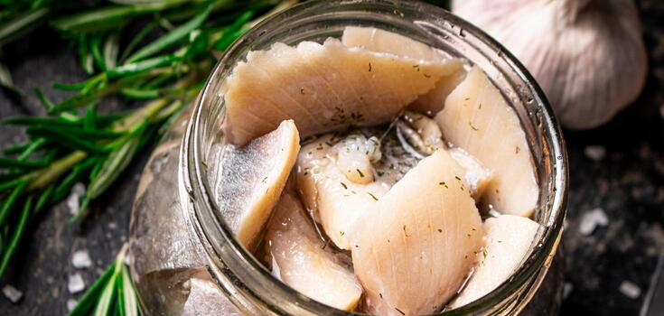 The most delicious herring from silver carp with a simple marinade