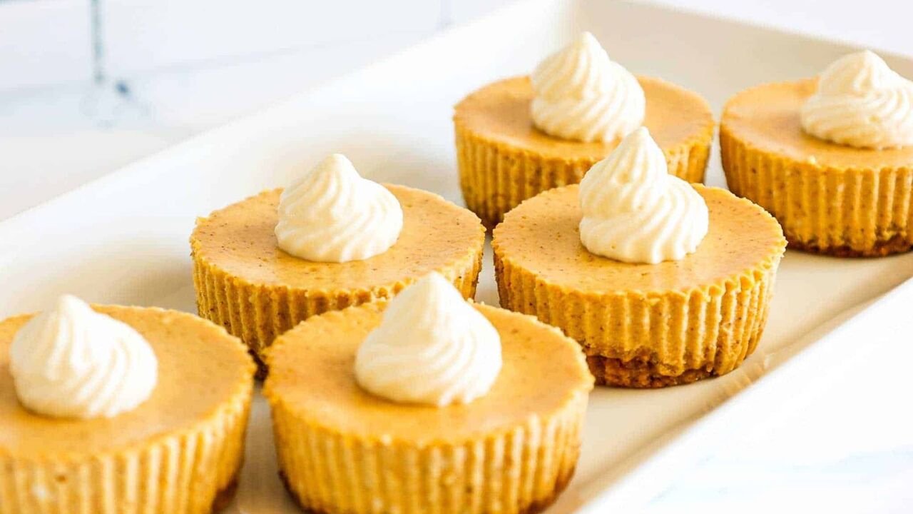 Seasonal no-flour mini pumpkin cheesecakes for tea