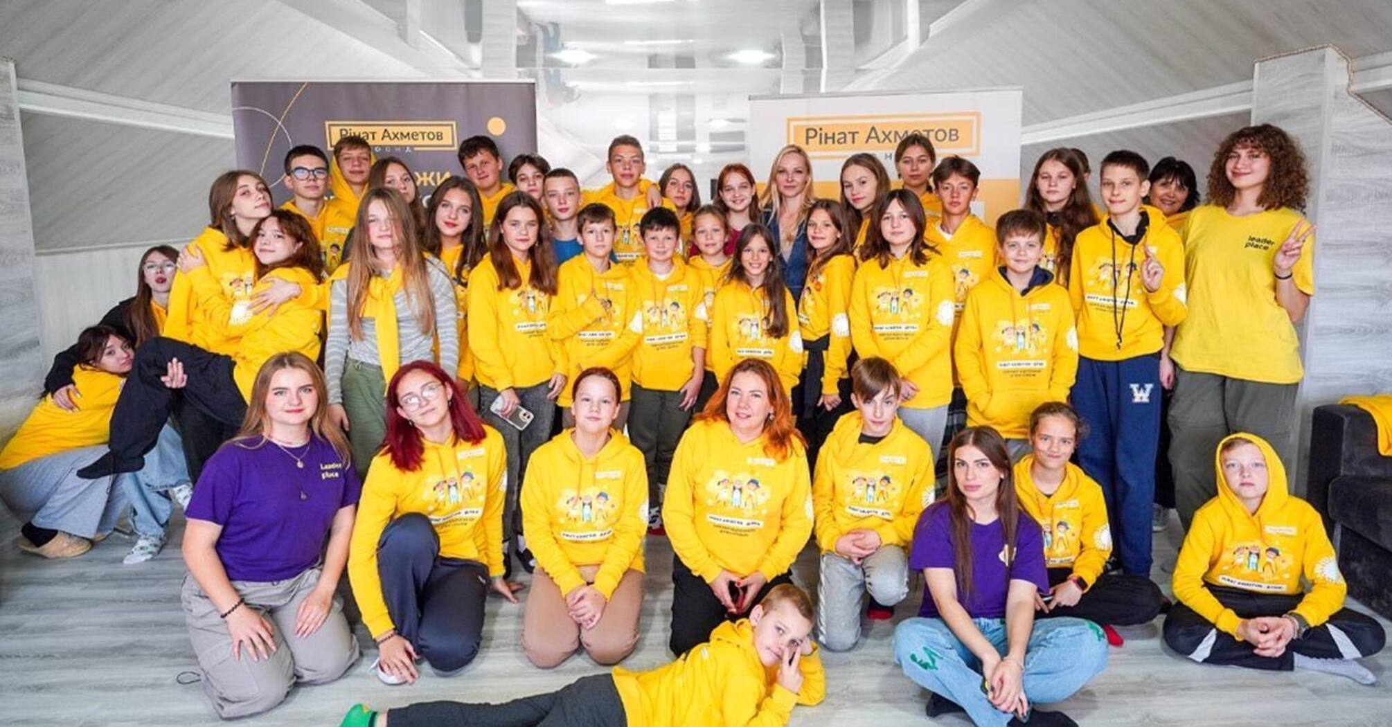 "Everyone has talents": actress Dasha Tregubova held a master class for children at Rinat Akhmetov Foundation's Blogger Camp