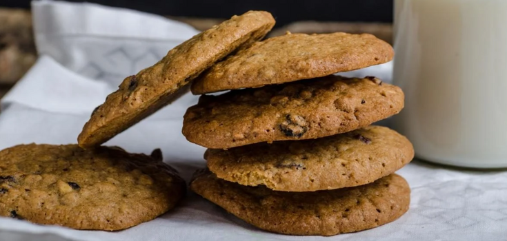 Oatmeal cookies that are safe for children: a recipe without sugar and flour