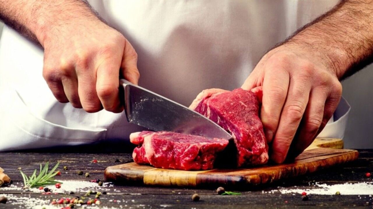 Most harmful meat is named: you should not eat a lot of it