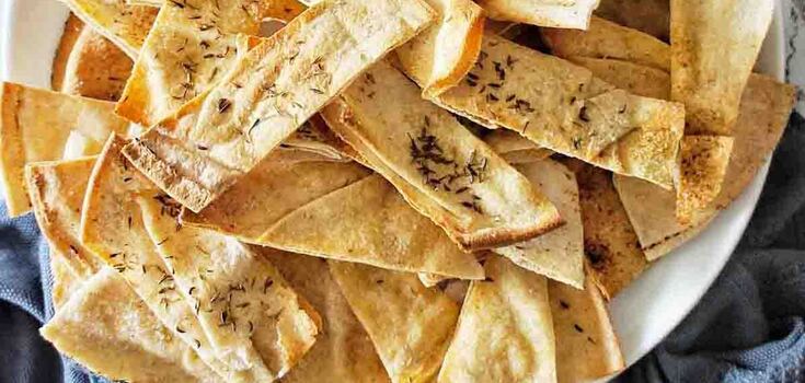 Quick homemade chips in 15 minutes: made from pita bread