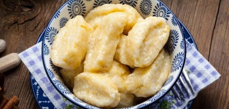 Lazy dumplings with cottage cheese in a new way: how to cook a delicious and original dish for breakfast