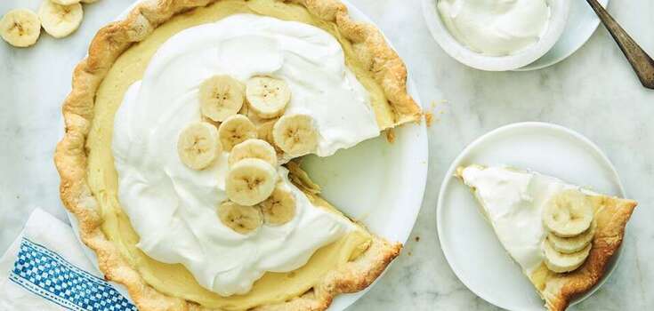 Simple Banana Delight pie for tea: tastier than any cakes